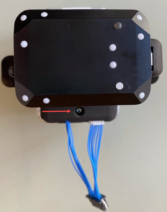 Altum black connector